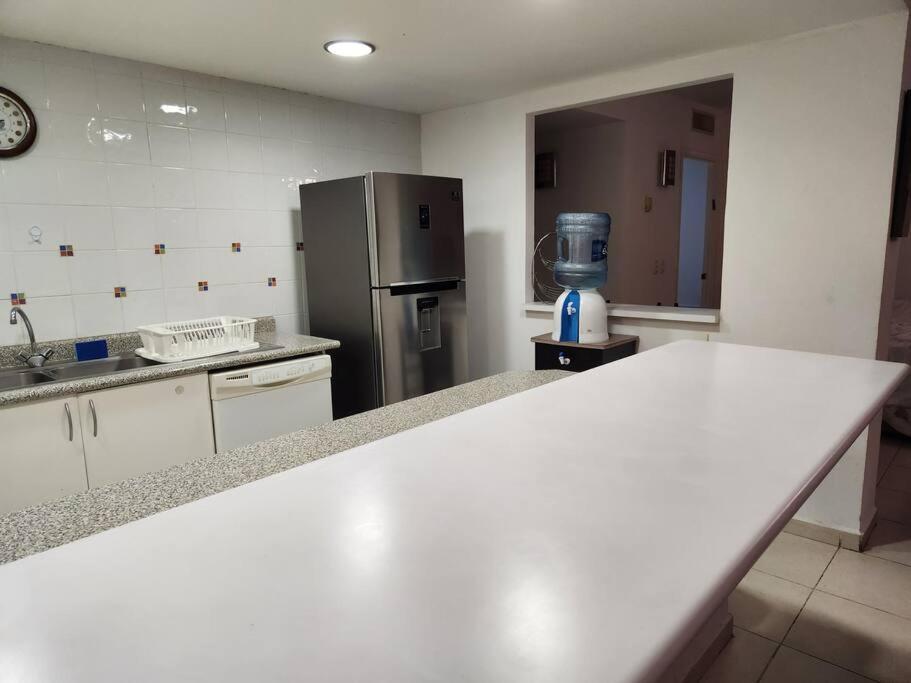 Departamento De Lujo. Seguridad 24. Playa A Pasos. Apartment Acapulco Exterior foto
