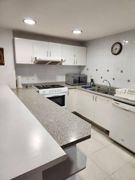 Departamento De Lujo. Seguridad 24. Playa A Pasos. Apartment Acapulco Exterior foto